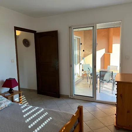 Arbutu Holiday home *